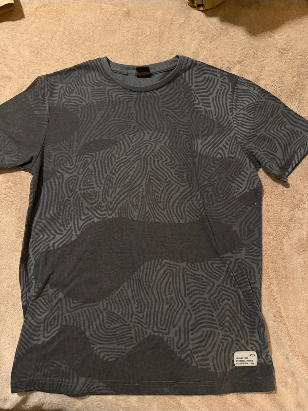 Oakleys Men's Charcoal Patterned Crew Neck T-Shirt - Gray
